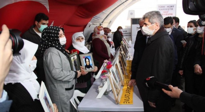  ‘Dünyanın en yürekli anneleri ile beraberiz’